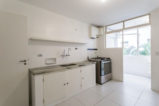 Cozinha de apartamento à venda com 2 quartos, 101m² em Itaim Bibi, São Paulo