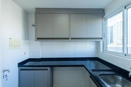 Área de Serviço de apartamento para alugar com 2 quartos, 70m² em Água Verde, Curitiba