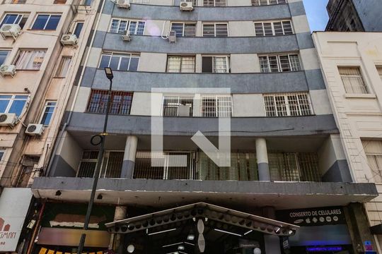 Kitnet/Studio à venda com 1 quarto, 27m² em Centro Histórico, Porto Alegre