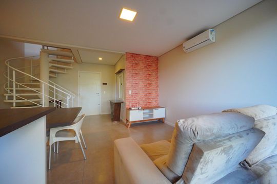 Sala de apartamento para alugar com 2 quartos, 72m² em Rio Tavares, Florianópolis