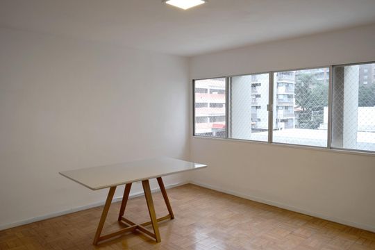 Sala de apartamento para alugar com 2 quartos, 100m² em Cerqueira César, São Paulo