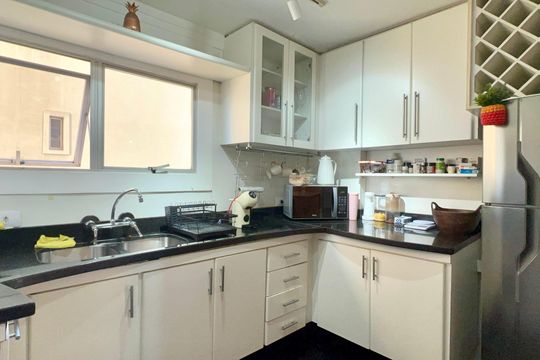 Cozinha de apartamento para alugar com 2 quartos, 70m² em Pinheiros, São Paulo
