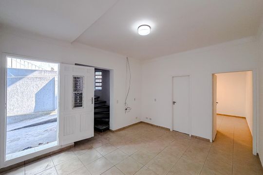 Sala de casa para alugar com 1 quarto, 49m² em Jardim da Glória, São Paulo
