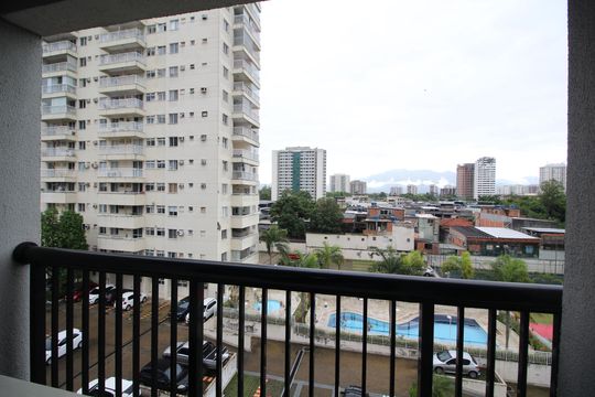 Varanda de kitnet/studio à venda com 1 quarto, 36m² em Jacarepaguá, Rio de Janeiro