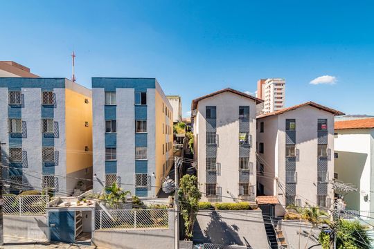 Vista do Varanda do Quarto de apartamento à venda com 3 quartos, 90m² em Sagrada Família, Belo Horizonte