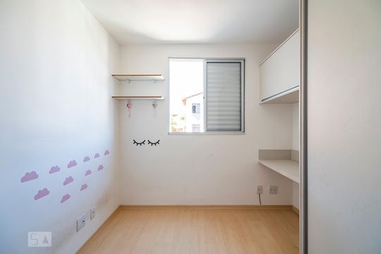 Quarto de apartamento à venda com 3 quartos, 90m² em Sagrada Família, Belo Horizonte