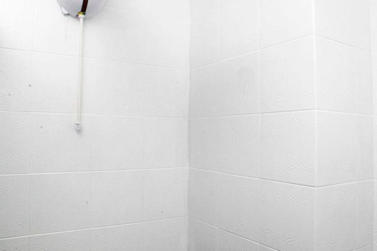 Banheiro de apartamento para alugar com 1 quarto, 29m² em Centro Histórico, Porto Alegre