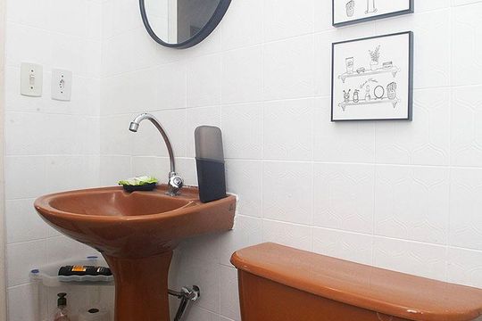 Banheiro de apartamento para alugar com 1 quarto, 29m² em Centro Histórico, Porto Alegre
