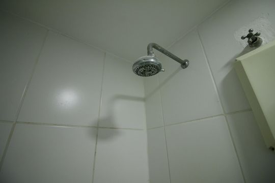 Banheiro de apartamento à venda com 2 quartos, 60m² em Taquara, Rio de Janeiro