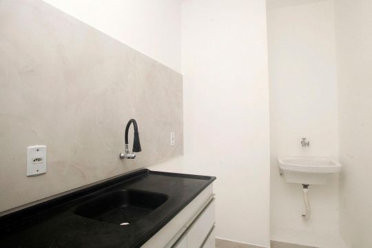 Cozinha + Área de Serviço de apartamento à venda com 1 quarto, 35m² em Partenon, Porto Alegre