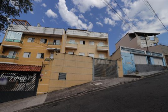 Fachada de apartamento para alugar com 2 quartos, 58m² em Vila Progresso, Santo André