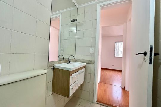 Banheiro de apartamento para alugar com 2 quartos, 70m² em Vila Mascote, São Paulo