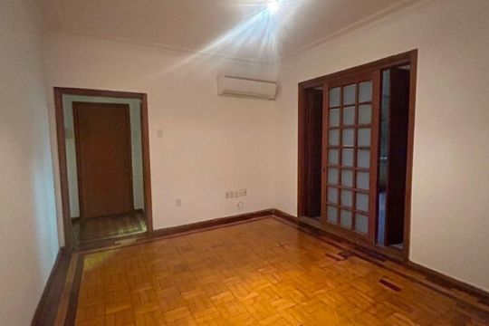 Apartamento para alugar com 3 quartos, 110m² em Santana, Porto Alegre