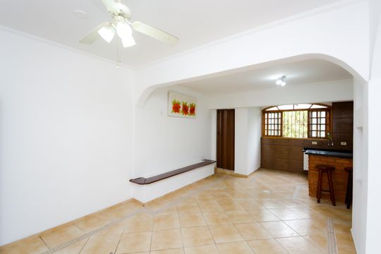 Casa para alugar com 3 quartos, 180m² em Jardim Toscana, Guarulhos