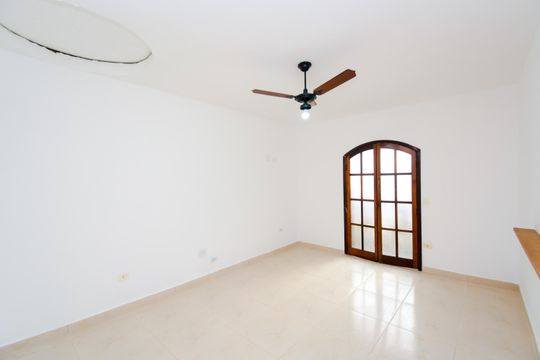 Suíte de casa para alugar com 3 quartos, 180m² em Jardim Toscana, Guarulhos