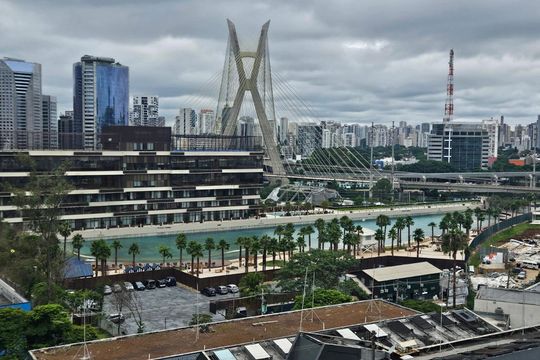 Apartamento para alugar com 1 quarto, 98m² em Real Parque, São Paulo