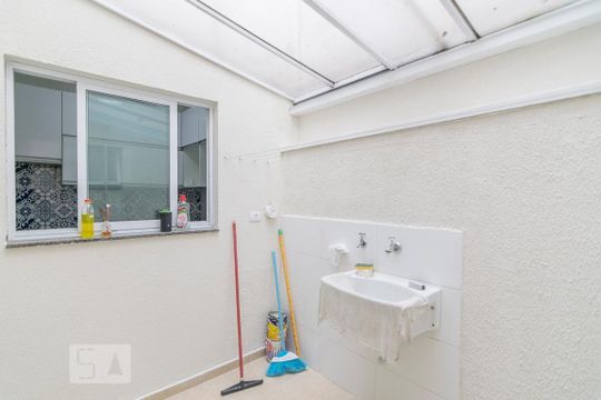 Área de serviço de apartamento à venda com 2 quartos, 47m² em Vila Floresta, Santo André