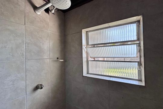 Banheiro Social de casa para alugar com 2 quartos, 80m² em Recreio dos Bandeirantes, Rio de Janeiro
