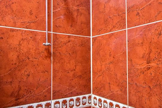 Banheiro Suíte 1 de casa para alugar com 2 quartos, 94m² em Parque Monte Alegre, Taboão da Serra