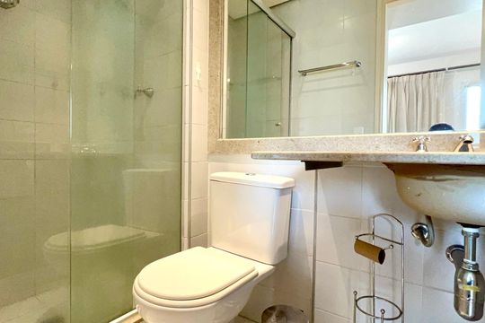 Banheiro Suíte de kitnet/studio para alugar com 1 quarto, 40m² em Pinheiros, São Paulo