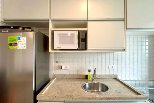 Cozinha de kitnet/studio para alugar com 1 quarto, 40m² em Pinheiros, São Paulo