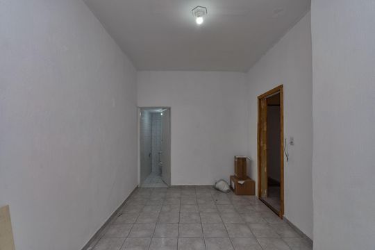 Garagem de casa à venda com 3 quartos, 120m² em Água Branca, São Paulo