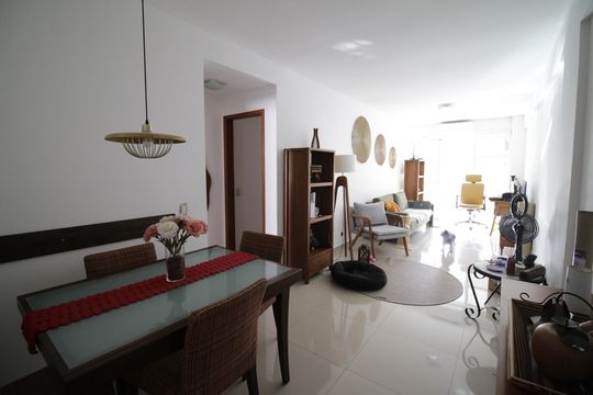 Sala de apartamento à venda com 2 quartos, 93m² em Pechincha, Rio de Janeiro