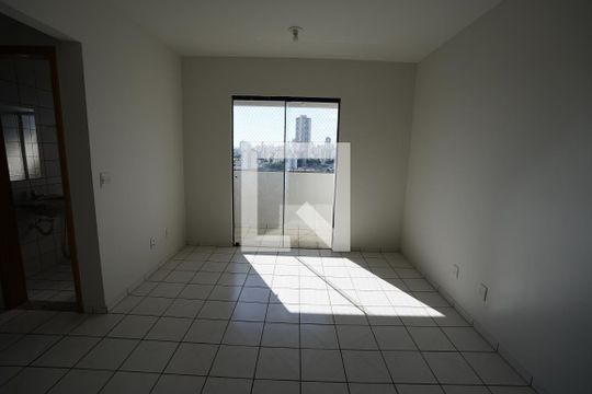 Sala de apartamento para alugar com 3 quartos, 79m² em Setor dos Funcionários, Goiânia