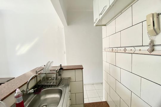 Cozinha de kitnet/studio à venda com 1 quarto, 25m² em Botafogo, Rio de Janeiro