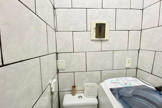 Banheiro de kitnet/studio à venda com 1 quarto, 25m² em Botafogo, Rio de Janeiro