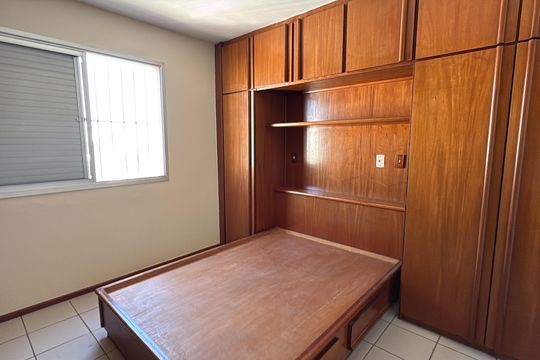 Apartamento para alugar com 2 quartos, 72m² em Setor Bueno, Goiânia