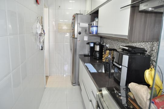 Cozinha de apartamento à venda com 2 quartos, 70m² em Cachambi, Rio de Janeiro