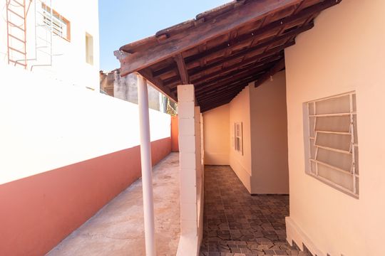 Quintal de casa para alugar com 2 quartos, 60m² em Vila Santana, Campinas