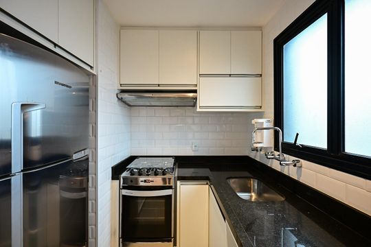 Cozinha de apartamento à venda com 1 quarto, 90m² em Vila Andrade, São Paulo