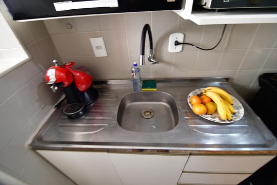 Cozinha de apartamento à venda com 1 quarto, 43m² em Botafogo, Campinas