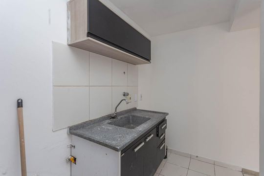Cozinha de apartamento à venda com 2 quartos, 41m² em Vila Água Funda, São Paulo