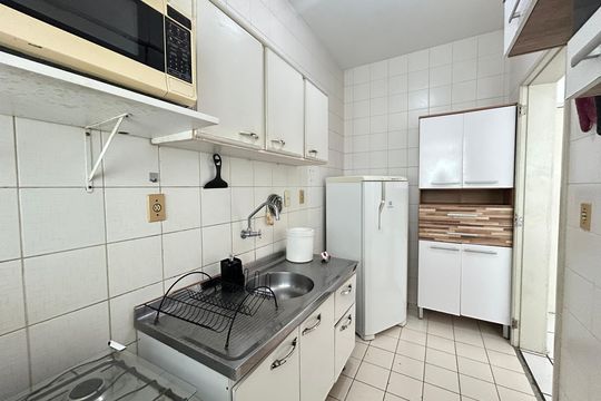 Cozinha  de apartamento para alugar com 1 quarto, 60m² em Itacorubi, Florianópolis
