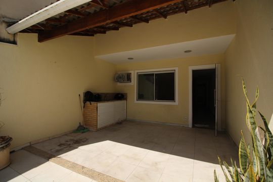 Garagem de casa de condomínio à venda com 3 quartos, 140m² em Freguesia , Rio de Janeiro