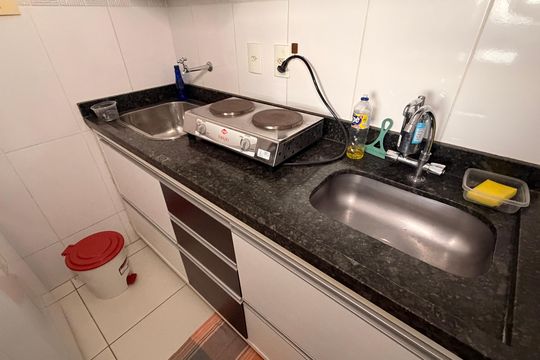 Cozinha de apartamento para alugar com 2 quartos, 50m² em Setor Bueno, Goiânia