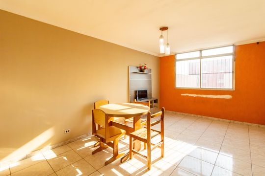 Apartamento para alugar com 2 quartos, 70m² em Vila das Palmeiras, Guarulhos