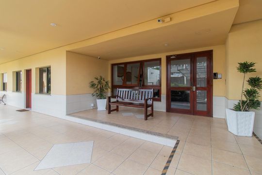 Entrada de apartamento para alugar com 2 quartos, 60m² em Partenon, Porto Alegre