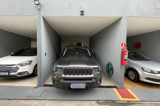 Garagem de casa de condomínio à venda com 2 quartos, 72m² em Vila Araguaia, São Paulo