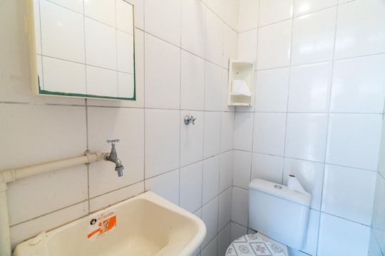Banheiro de apartamento para alugar com 1 quarto, 20m² em Jabaquara, São Paulo