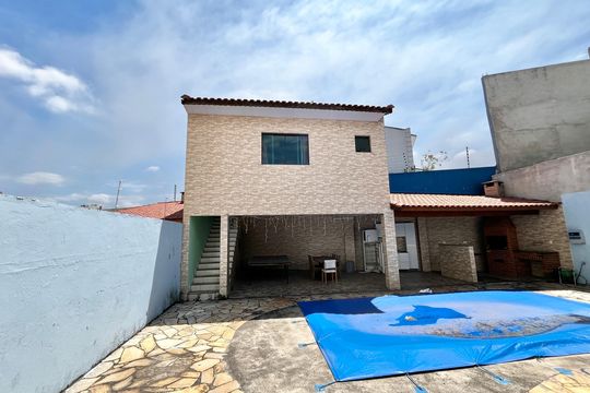 Área comum de casa à venda com 5 quartos, 499m² em Vila Romero, São Paulo