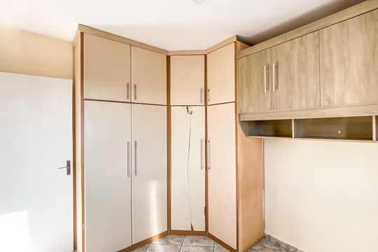 Quarto 1 de apartamento para alugar com 2 quartos, 67m² em Parque Paineiras, São Paulo