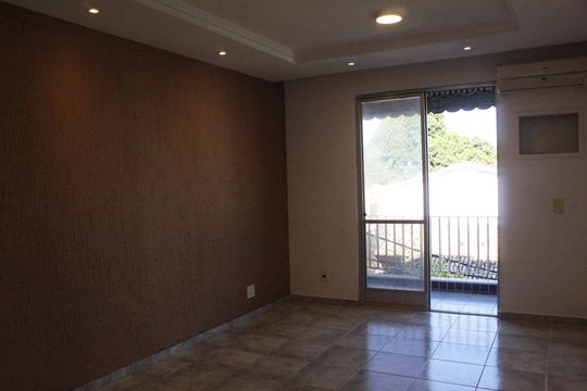 Apartamento para alugar com 2 quartos, 100m² em Pechincha, Rio de Janeiro