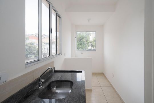 Cozinha e Área de Serviço de apartamento para alugar com 1 quarto, 35m² em Vila Gustavo, São Paulo