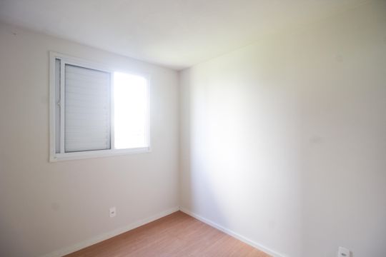 Quarto  de apartamento para alugar com 2 quartos, 49m² em Jardim Íris, São Paulo
