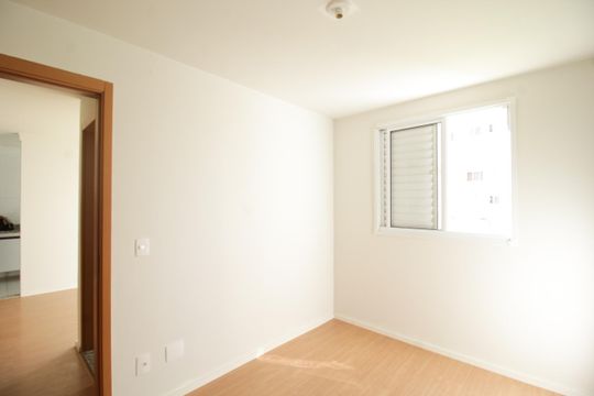 Quarto de apartamento para alugar com 2 quartos, 49m² em Jardim Íris, São Paulo