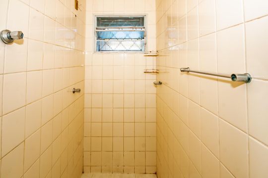 Banheiro Social de casa para alugar com 2 quartos, 90m² em Santa Mônica, Belo Horizonte